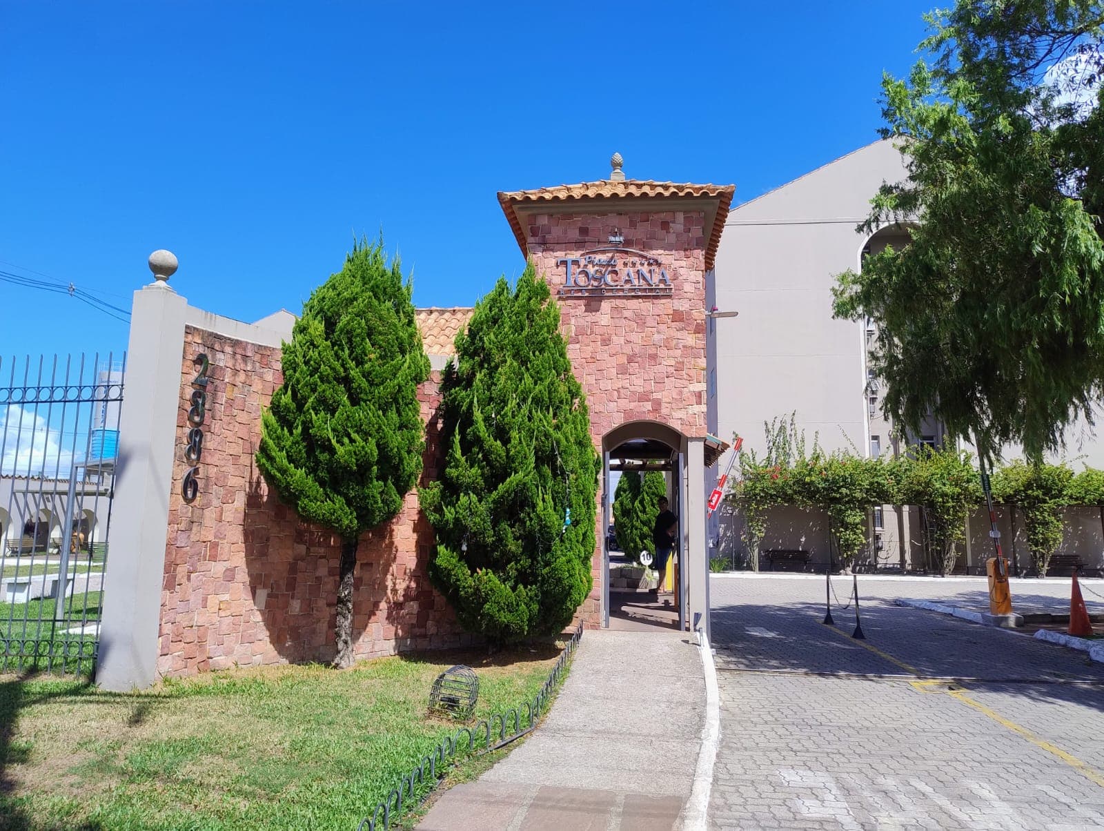 RESIDENCIAL PIAZZA TOSCANA AVENIDA FERREIRA VIANNA